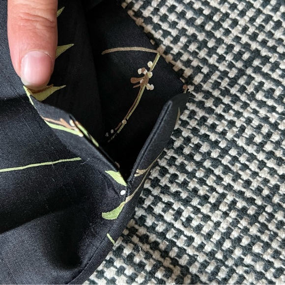 Vintage Floral Print Capri Pants - Picture 7 of 15